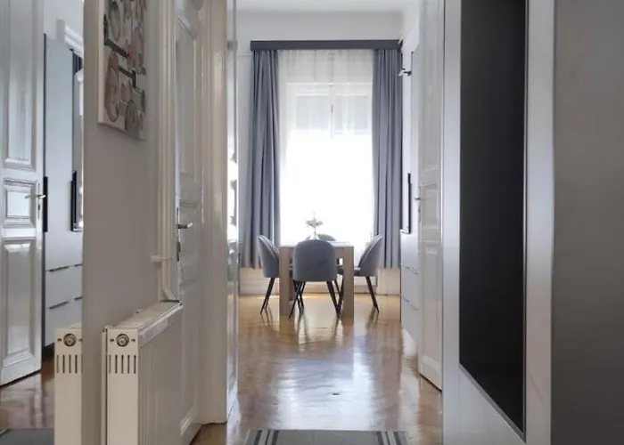 Mirai Apartman