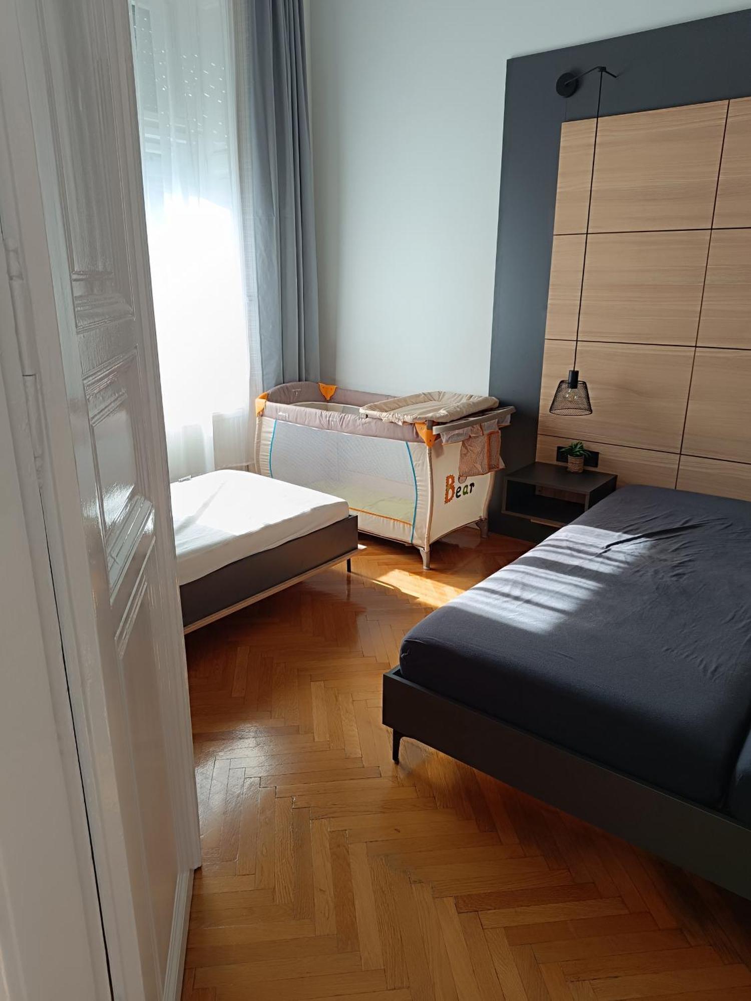 Mirai * Budapest